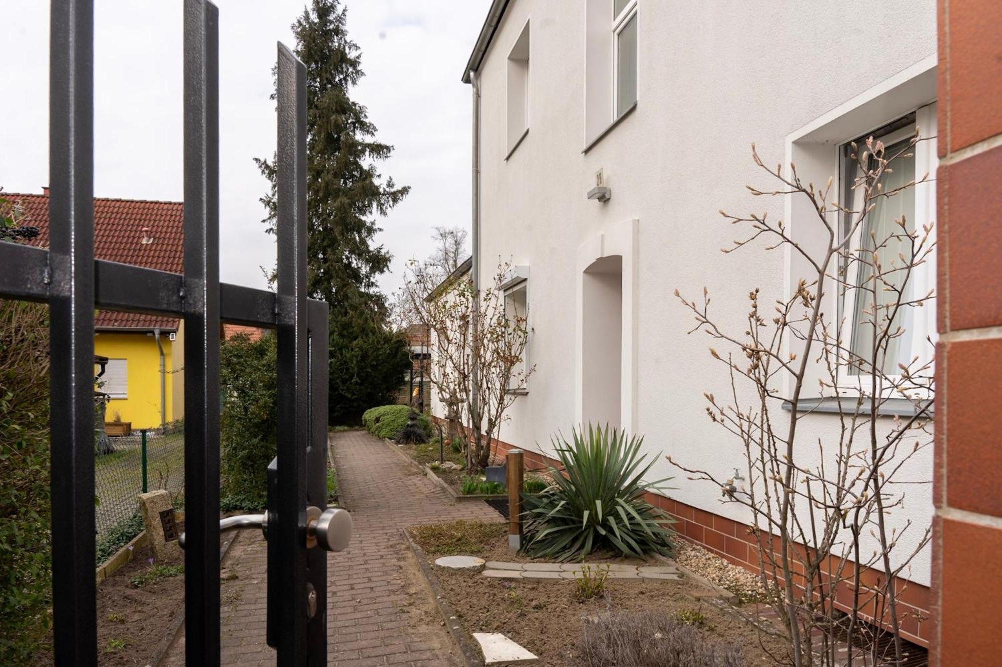 Rosewood - Apartment By Comfort Housing Falkensee Buitenkant foto